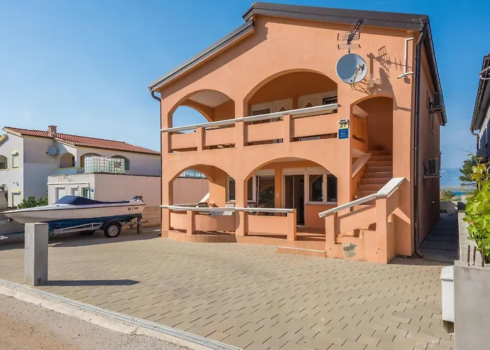 Hrskanovic 2 By Interhome Apartman